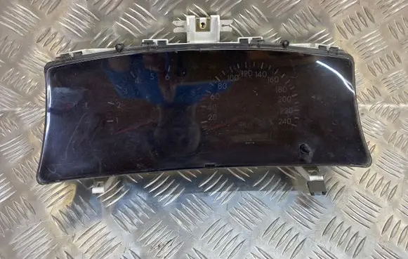 Toyota Corolla Verso E121 Speedometer (instrument cluster) 8380013130 2574108770
