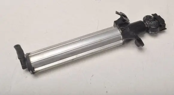 Volvo S60 Headlight washer pump 3308457