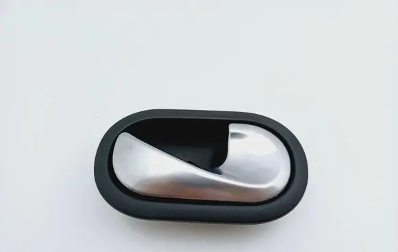Renault Twingo I Front door interior handle 8200028486