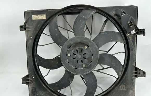 Jeep Grand Cherokee Electric radiator cooling fan 52014787AB