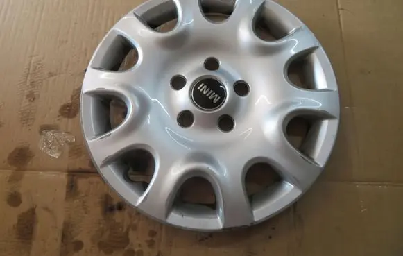 Mini One - Cooper F56 F55 R15 wheel hub/cap/trim 
