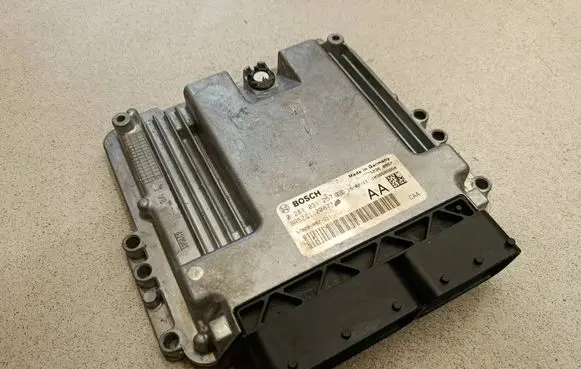Honda HR-V Engine control unit/module 0281031257 9R5ZC110087719 37820R5ZG11