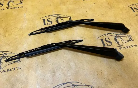 Mercedes-Benz G W461 W463 1st Gen Front wiper blade arm 