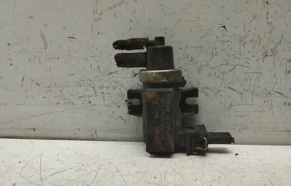 Volkswagen PASSAT B7 Turbo solenoid valve 72190320