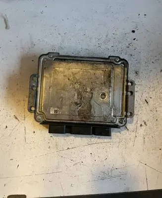 Citroen C4 Grand Picasso Engine ECU kit and lock set 0281012981