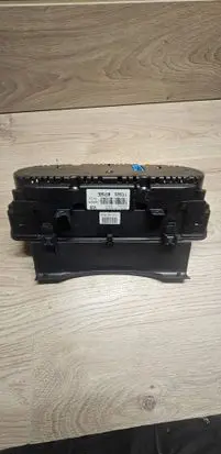 Volkswagen Touran I Speedometer (instrument cluster) 1t0920