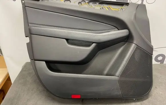 Mercedes-Benz GL X166 Front door card panel trim A1667270189 A1665409701