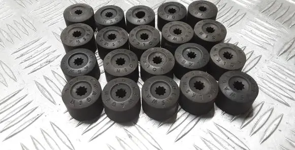 Volkswagen Golf Plus Wheel nut cap/cover 