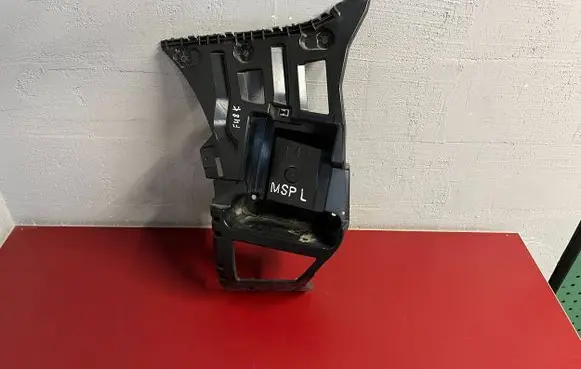 BMW X1 F48 F49 Bumper support mounting bracket corner 8059875 51128059875