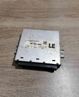 Opel Omega B1 Comfort/convenience module 90491954
