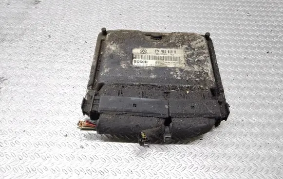 Volkswagen II LT Engine control unit/module 074906018H 0281010407