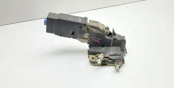 Mitsubishi Space Star Front door lock