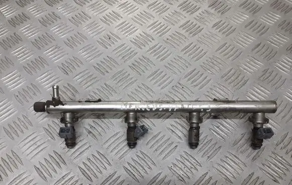 Mercedes-Benz Vaneo W414 Fuel main line pipe A1660700395
