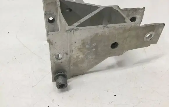 BMW 7 G11 G12 Radiator support slam panel bracket 7357215