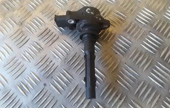 Mercedes-Benz CLS C219 High voltage ignition coil ZS0012 A0001502780 19005267