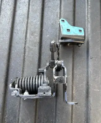 Mercedes-Benz C W205 Tailgate/trunk/boot hinge A2055402428