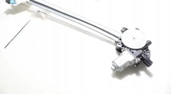 Honda Civic IX Rear window lifting mechanism without motor