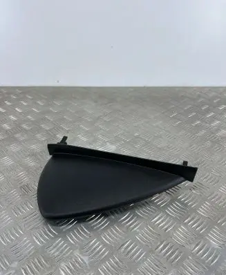 Seat Leon (5F) Dashboard side end trim 5F0857036 M7310