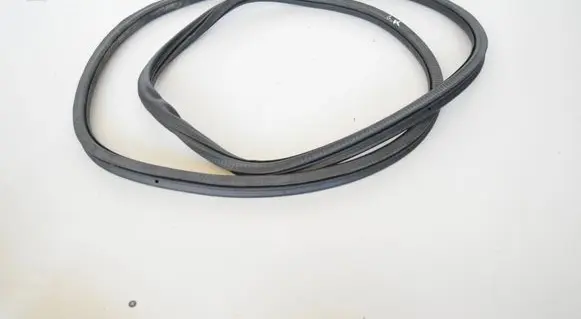 BMW 1 F20 F21 Rubber seal rear door 