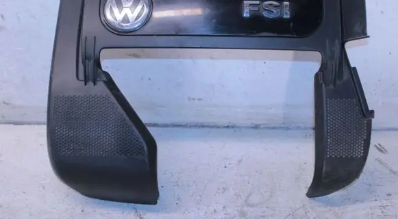 Volkswagen PASSAT B6 Engine cover (trim) 06F103925A 06F103925
