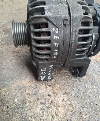 Opel Zafira A Generator/alternator 13108596 0124525030