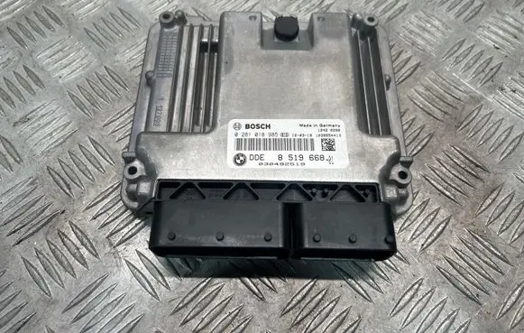 BMW 3 E90 E91 Engine control unit/module 8519668