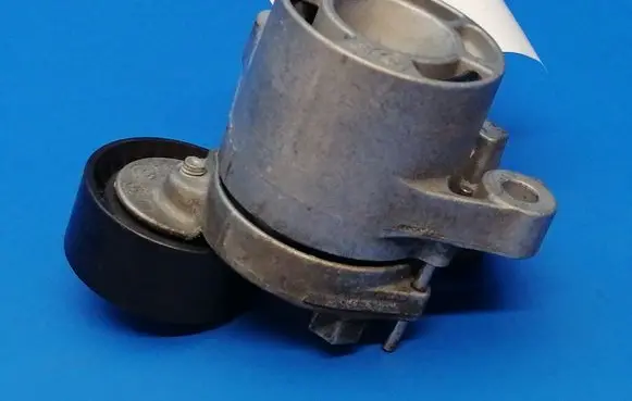 BMW X5 F15 Generator/alternator belt tensioner 7810807 781080703