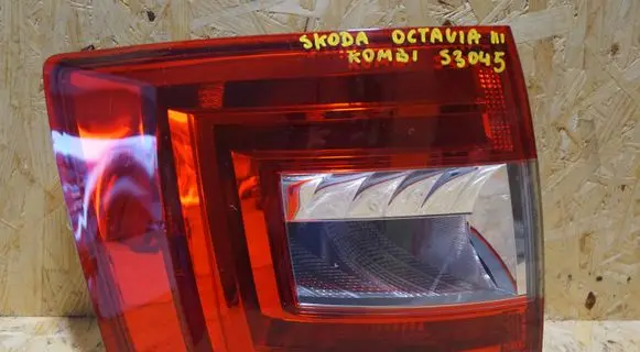 Skoda Octavia Mk3 (5E) Rear/tail lights 5E9945095