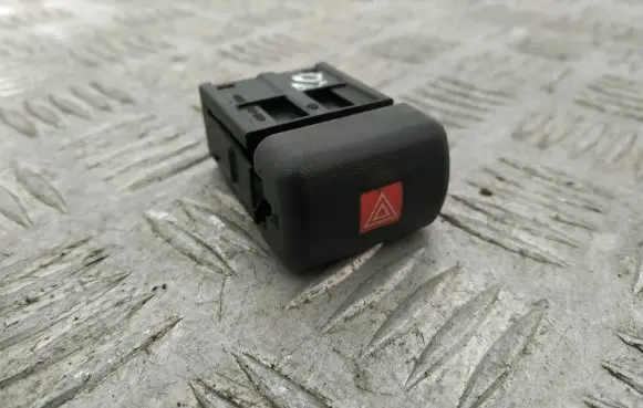 Opel Zafira A Hazard light switch 90589897