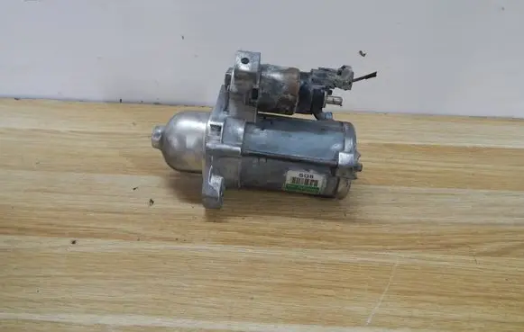 KIA Sportage Starter motor 361002B800 2B800 1215583