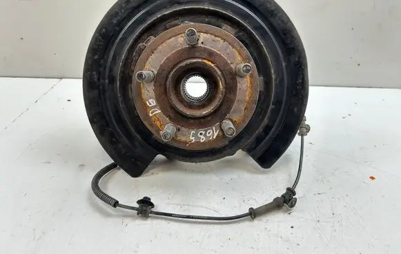 Jeep Grand Cherokee Rear wheel hub
