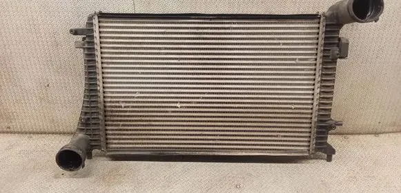 Volkswagen PASSAT B6 Intercooler radiator 3C0145803F