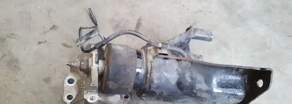 Nissan Murano Z51 Engine mount bracket