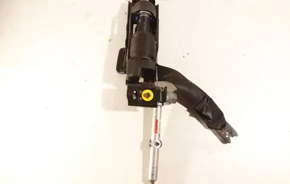 Volvo V50 Front seatbelt 8639692