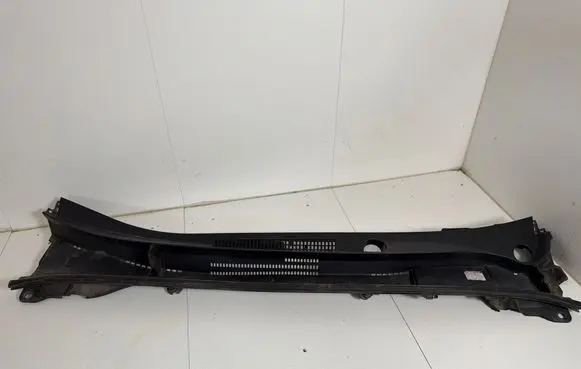 Toyota C-HR I Wiper trim 5578302290