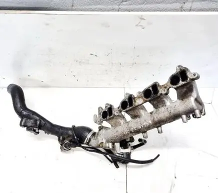 Nissan Almera N16 Intake manifold 3106261