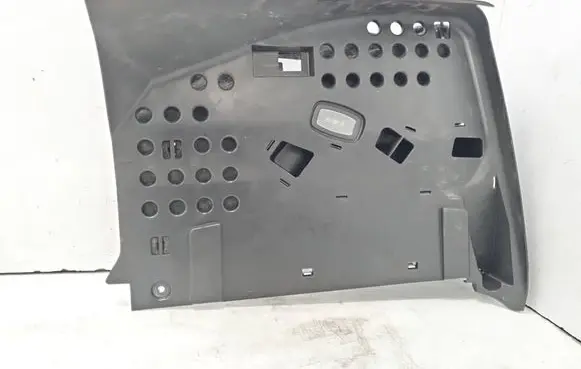 Mercedes-Benz C W205 Dashboard lower bottom trim panel A2056800407 A205680040711