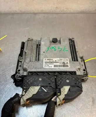 Citroen C4 Cactus Engine control unit/module ECU 