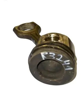 Ford Focus Piston with connecting rod
