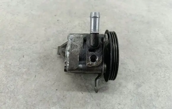Alfa Romeo 159 Power steering pump 