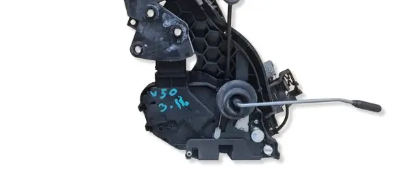 Volvo V50 Rear door lock 30699112