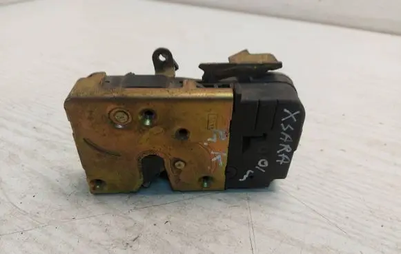 Citroen Xsara Front door lock