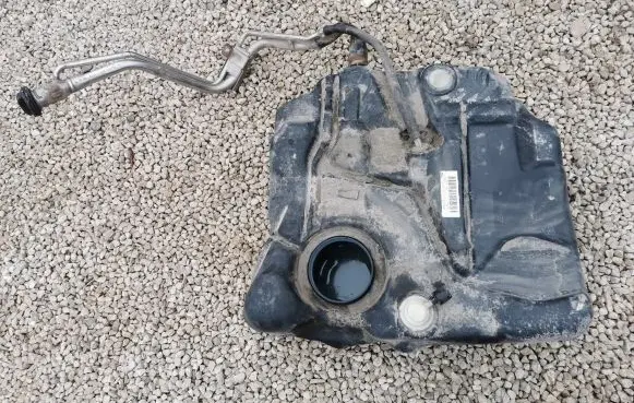 Volvo V50 Fuel tank V4N5196002 6N5N9002 0302A