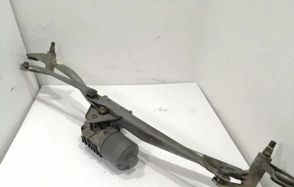 Audi A4 S4 B6 8E 8H Front wiper linkage and motor 8E2955119A