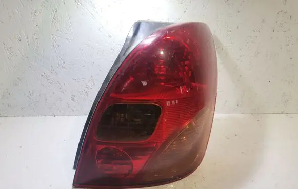 Toyota Corolla Verso AR10 Rear/tail lights