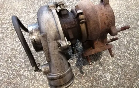 Chrysler Voyager Turbo 260024E4 352420956