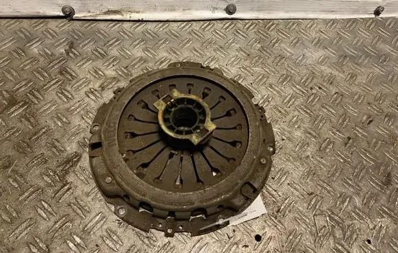Iveco Daily 35 - 40.10 Pressure plate 