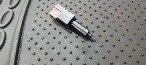 Nissan Almera Tino Brake pedal sensor switch