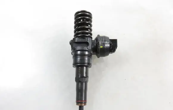 Audi A2 Fuel injector 038130073AL