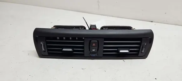 BMW 2 F22 F23 Dash center air vent grill 9207116